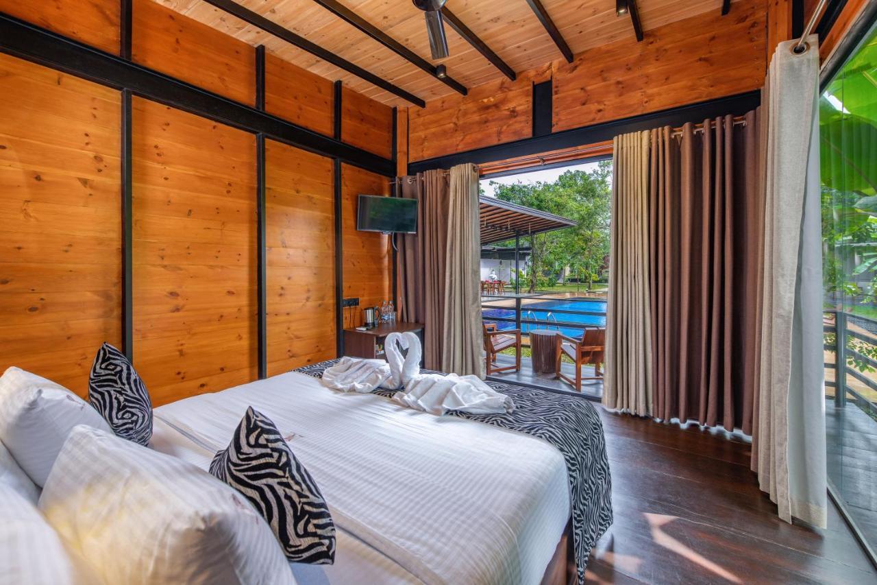 Atha Resort Sigirija Zewnętrze zdjęcie A room at the resort